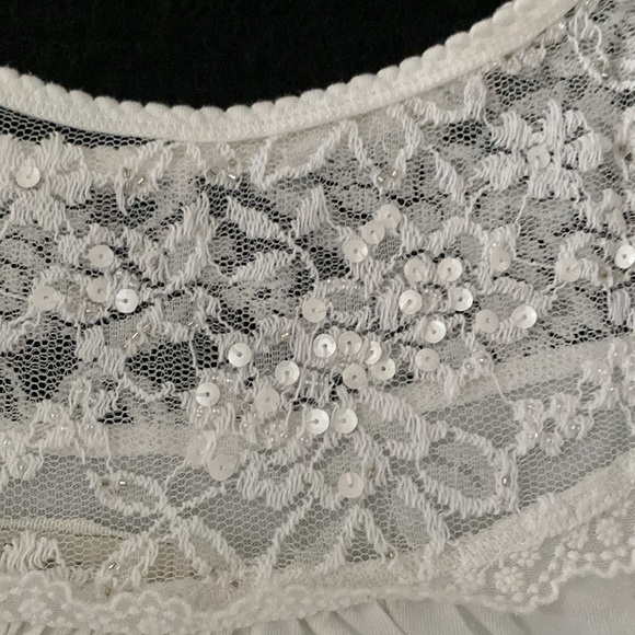 A&F lace detail cami size S - Picture 4 of 7